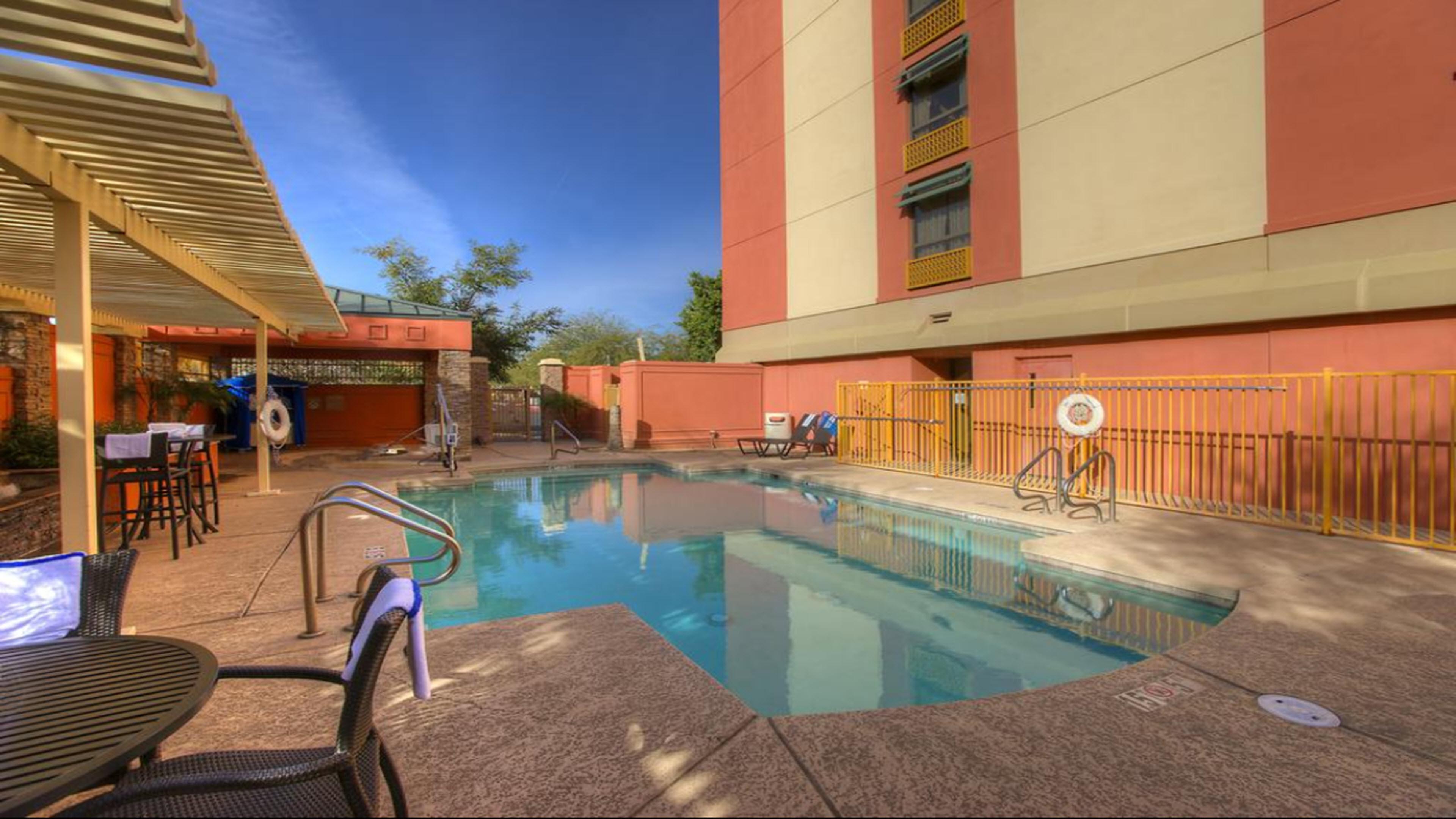 Holiday Inn Express Hotel & Suites Tempe By Ihg Ngoại thất bức ảnh